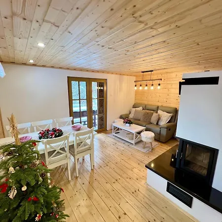 Pod Zelenym Stromom Chalet *