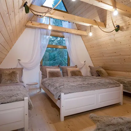 Pod Zelenym Stromom *