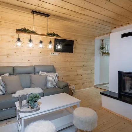 Chalet Pod Zelenym Stromom *